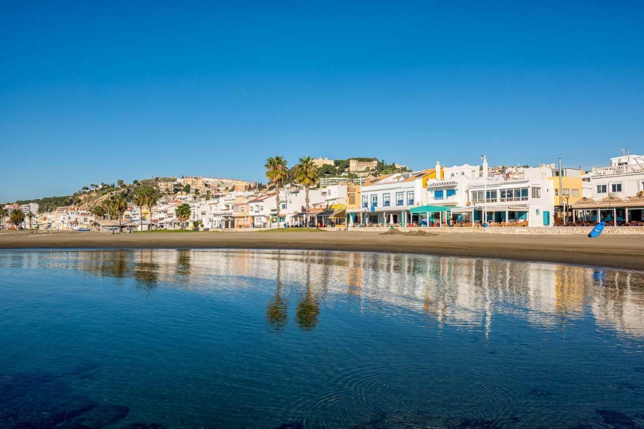 Holidays By The Sea Apartments マラガ エクステリア 写真